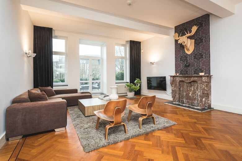 Hotel Hoogenweerth Suites