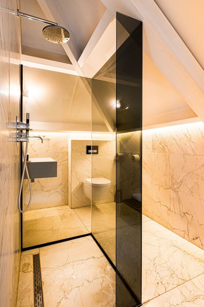 Hotel Hoogenweerth Suites