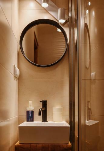 Przystanek Ropienka Le?nicz�wka