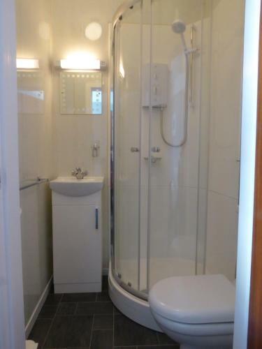 Hostal Woodlands Guest House