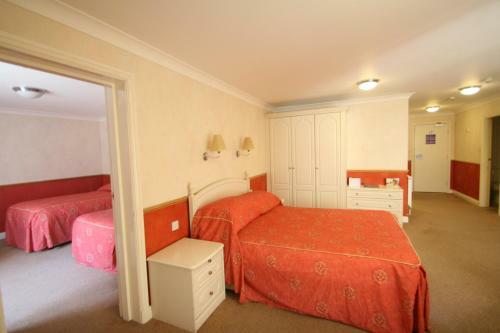 Dalmeny Hotel