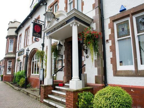 County Hotel