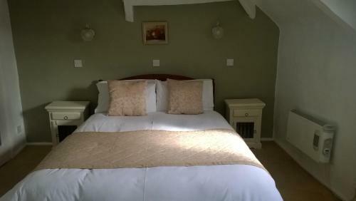 Alcombe House Hotel