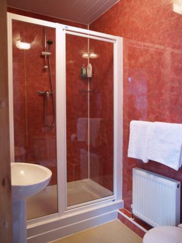 Hostal Sherwood Guest House
