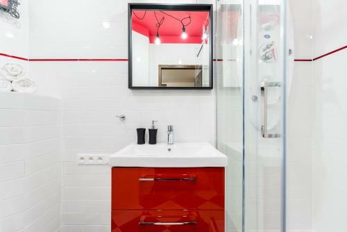 Sleepway Apartments - Red Metro