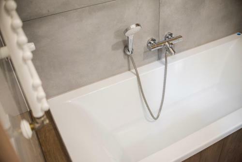 Apartament Z Ogr�dkiem I Gara?em