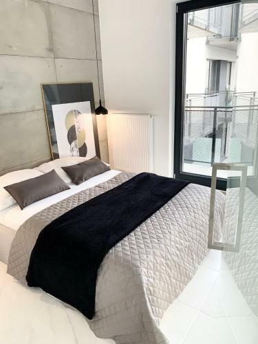 El Apartments - Antares