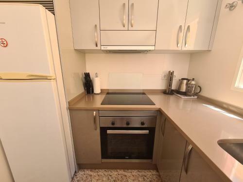 2 Bedroom Property In Closed Urbanisation