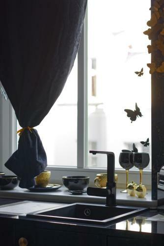 Sensual Apartment Venetian Mirror
