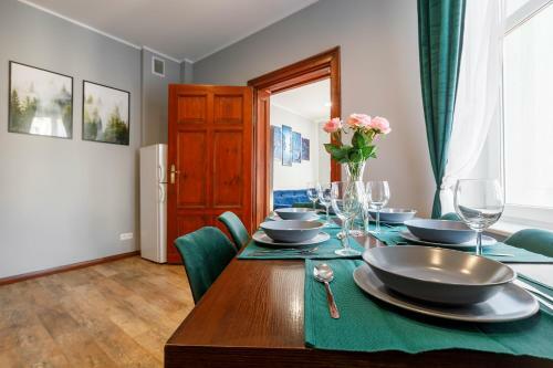 Chopin Park Apartments