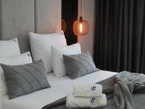 El Apartments - Aries