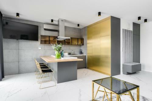 El Apartments - Aries