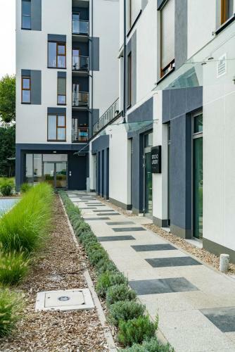Warta Residence Apartments By Renters