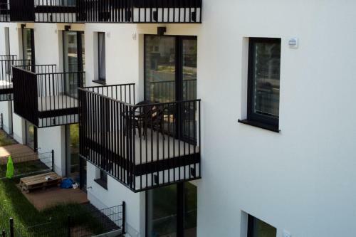 Essence Apartments Topaz