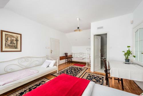Hostal Dom Pod R�??