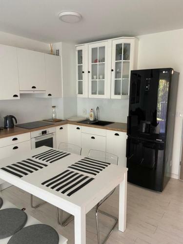 Apartament Bia?y W Rewalu