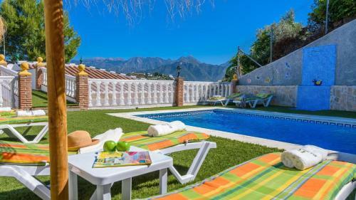 Cortijo La Jirafa Torrox By Ruralidays