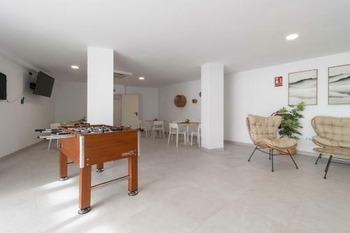 Bayview Hills, Luxury 2 Bedroom Apartment