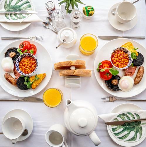 Hostal Cloves Boutique Bed & Breakfast