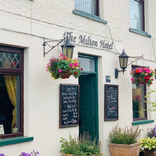 Hostal The Milton Hotel