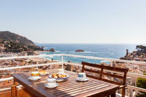 Lets Holidays Apartment Costa Brava