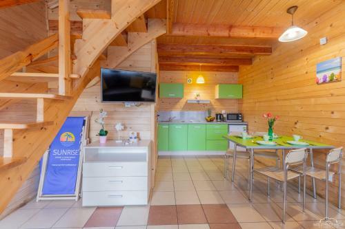 Lodge Sunrise-sarbinowo Domki I Apartamenty