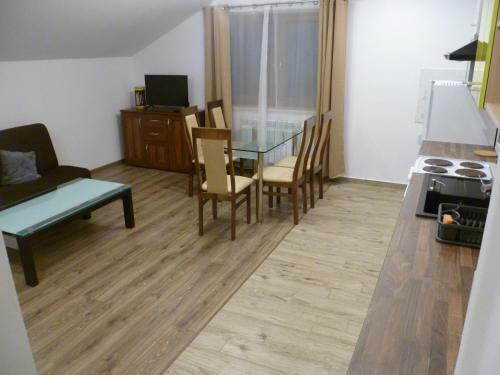 Klimatyczny Domek - Apartamenty & Noclegi