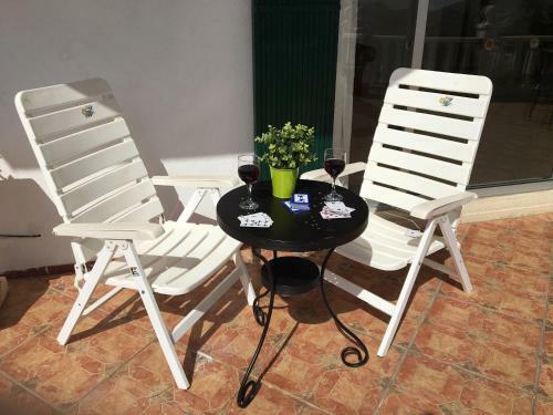 Detached Villa, Private Pool Only 10 Minutes To Beaches