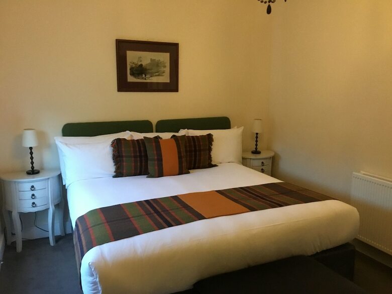 Bed & Breakfast Achnagairn Estate