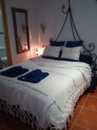 La Suite Del Alfiz