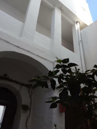 La Suite Del Alfiz