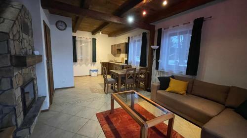 Apartamento Drewno I Kamie?