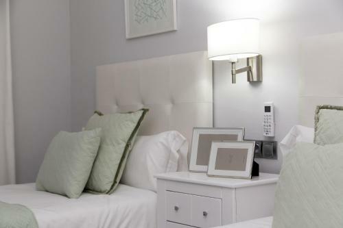 Md Vila Barbera Apartment Center