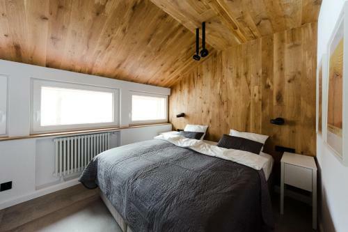 Apartament D?bowy
