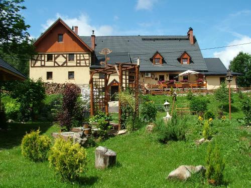Hostal Go?ciniec Morawski