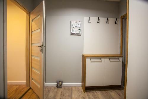 Main Street Ch?odna Apartment