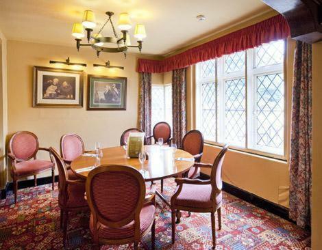 Hotel Roebuck