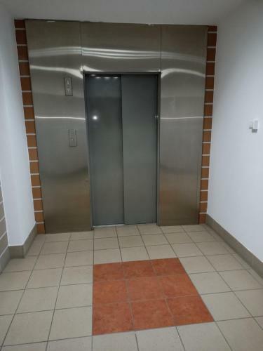 Apartament B & S