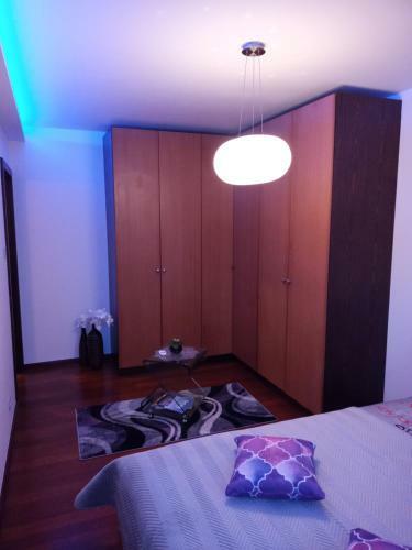 Apartament B & S
