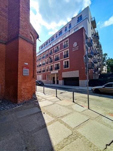 River House - Apartament Z Ogr�dkiem