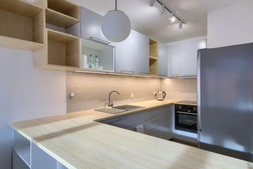 Apartments In - River House