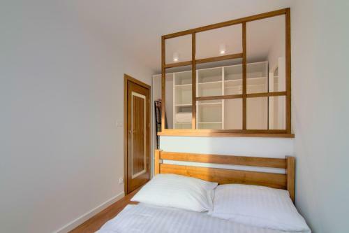 Apartments In - River House