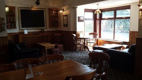 Hostal The Manor Hotel