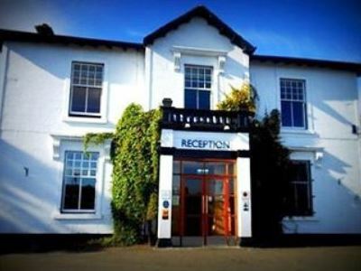 Castlecary House Hotel