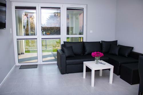 Apartament Z Ogr�dkiem