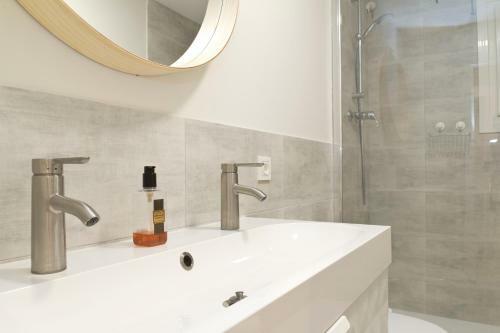 Valencia Modern Beach Apartment