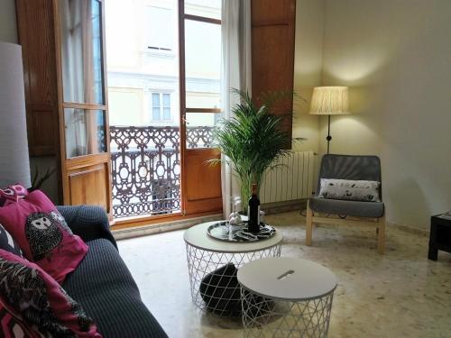 Apartamento C�ntrico Torres De Quart.