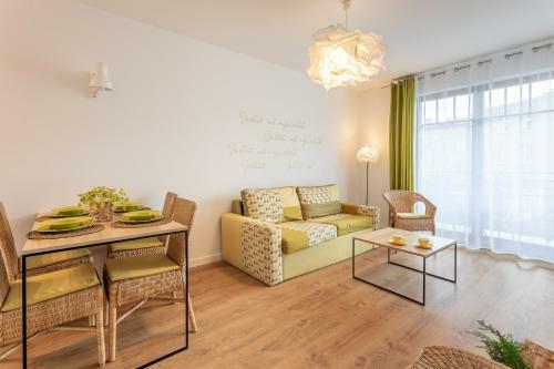 Ambria Apartments V