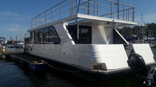 Apartamento Sunrise Houseboat
