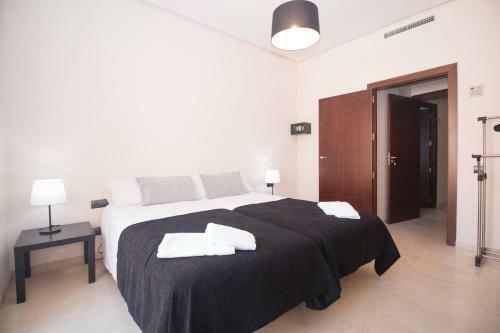 Hostal Bet Apartments - Canovas Rooms